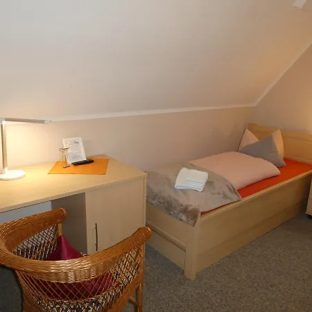 Gaststaette & Oelmuehle Guest house 2*