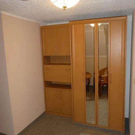 Guest house Gaststaette & Oelmuehle Oberschona