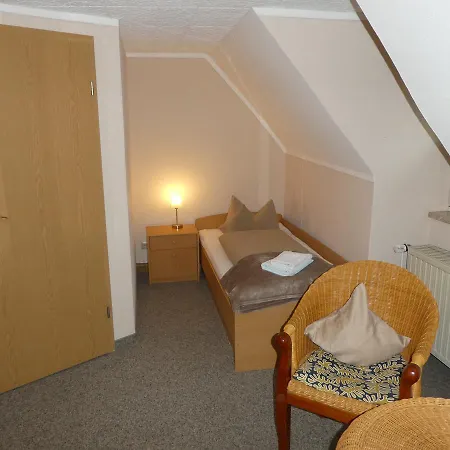 Gaststätte&pension Oelmuehle Gasthof 2*