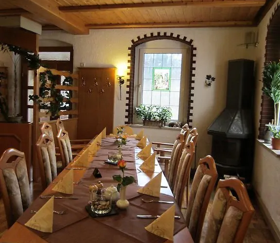 بيت ضيافة Gaststaette & Oelmuehle Oberschöna